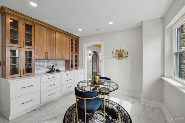 740 N Fred Shuttlesworth Circle, Cincinnati, OH 45229