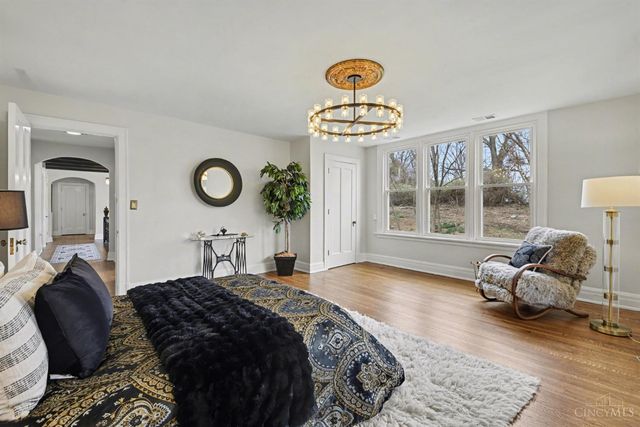 740 N Fred Shuttlesworth Circle, Cincinnati, OH 45229