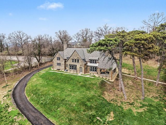 740 N Fred Shuttlesworth Circle, Cincinnati, OH 45229