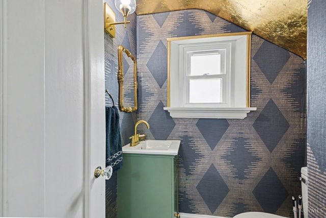 740 N Fred Shuttlesworth Circle, Cincinnati, OH 45229