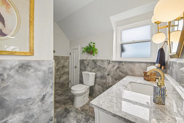 740 N Fred Shuttlesworth Circle, Cincinnati, OH 45229