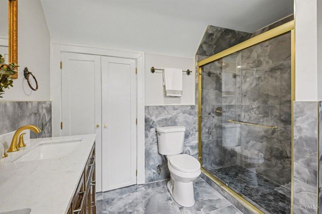 740 N Fred Shuttlesworth Circle, Cincinnati, OH 45229