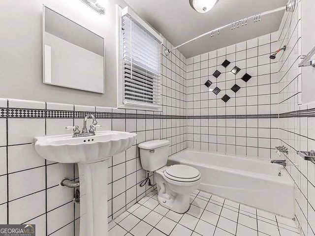 2189 Chartwell Drive, Marietta, GA 30066