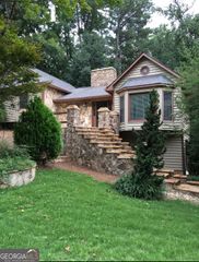 2189 Chartwell Drive, Marietta, GA 30066