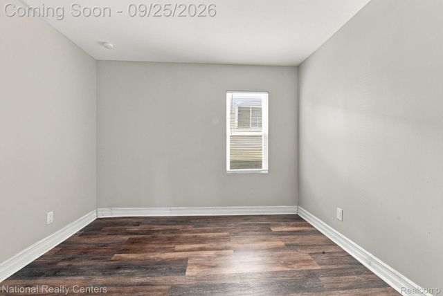 19559 E 14 Mile Road, Clinton Charter Township, MI 48035