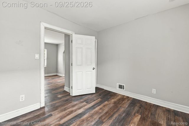 19559 E 14 Mile Road, Clinton Charter Township, MI 48035