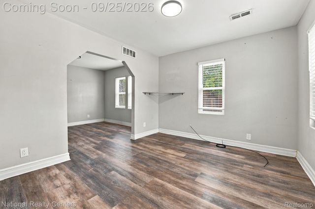 19559 E 14 Mile Road, Clinton Charter Township, MI 48035
