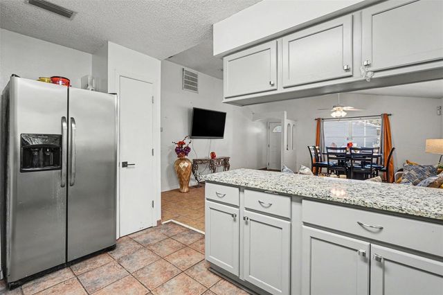 4745 SILVER CIRCLE, Zephyrhills, FL 33541