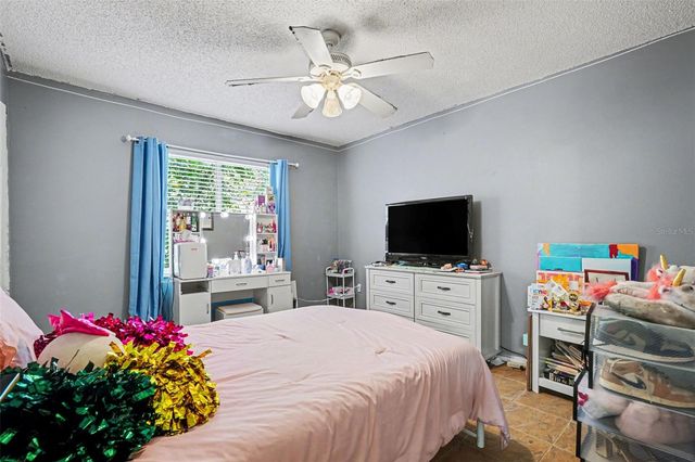 4745 SILVER CIRCLE, Zephyrhills, FL 33541