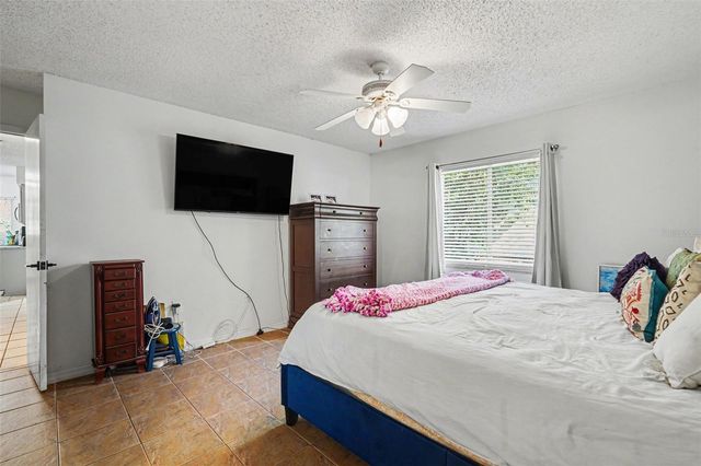 4745 SILVER CIRCLE, Zephyrhills, FL 33541