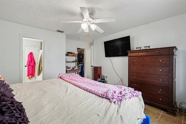 4745 SILVER CIRCLE, Zephyrhills, FL 33541