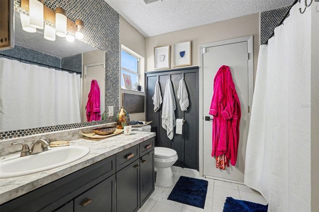 4745 SILVER CIRCLE, Zephyrhills, FL 33541