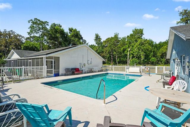 4745 SILVER CIRCLE, Zephyrhills, FL 33541