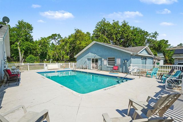 4745 SILVER CIRCLE, Zephyrhills, FL 33541