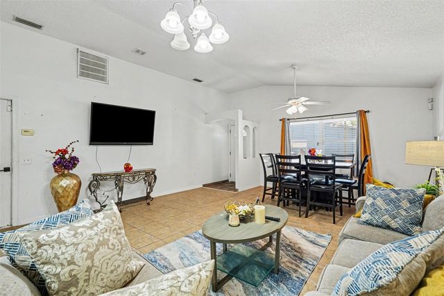 4745 SILVER CIRCLE, Zephyrhills, FL 33541