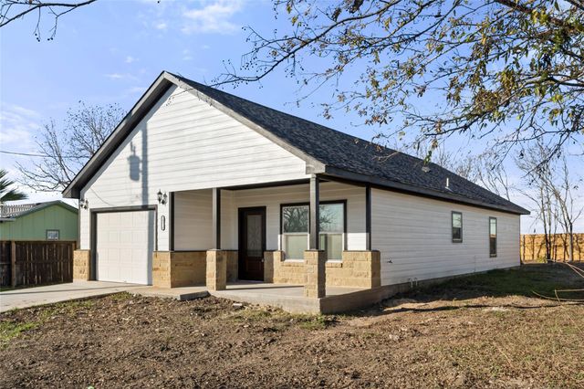 501 E Plum ST 1, Granger, TX 76530