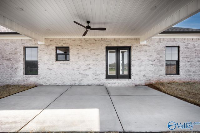 15091 Evans Road, Athens, AL 35611