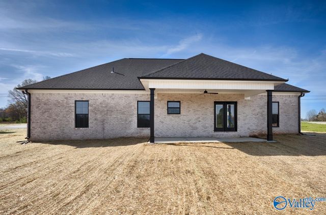 15091 Evans Road, Athens, AL 35611