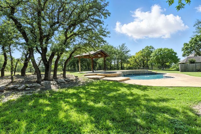 221 Arapahoe Ridge, Weatherford, TX 76087