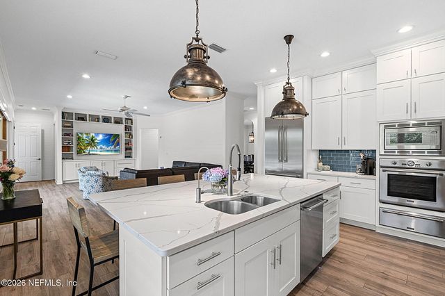 329 N SEA LAKE Lane, Ponte Vedra Beach, FL 32082