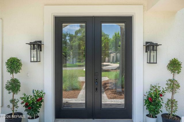 329 N SEA LAKE Lane, Ponte Vedra Beach, FL 32082