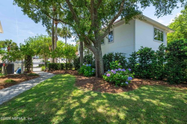 329 N SEA LAKE Lane, Ponte Vedra Beach, FL 32082