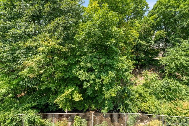 1840 Crompond Road 6C3, Peekskill, NY 10566