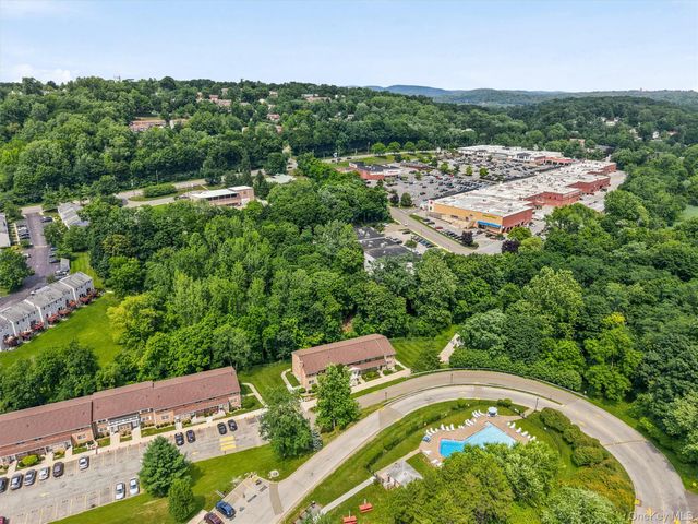 1840 Crompond Road 6C3, Peekskill, NY 10566