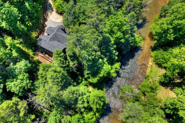 510 Gallery Court, Ellijay, GA 30540