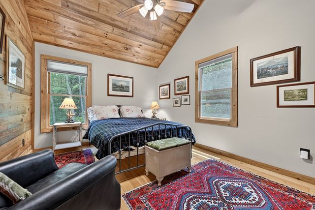 510 Gallery Court, Ellijay, GA 30540