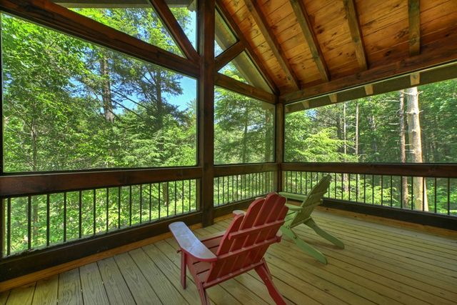 510 Gallery Court, Ellijay, GA 30540