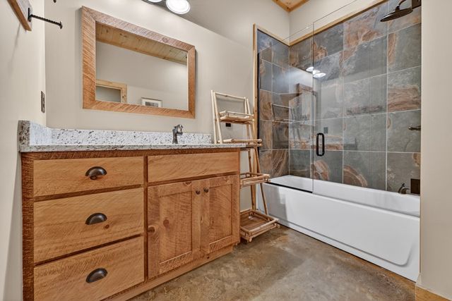 510 Gallery Court, Ellijay, GA 30540