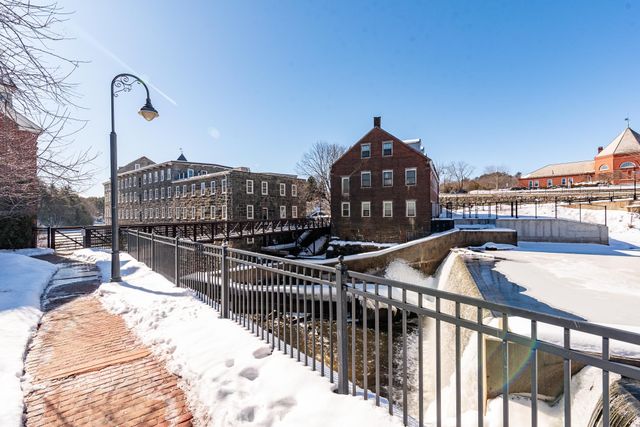 6 Bay Rd Unit 21, Newmarket, NH 03857