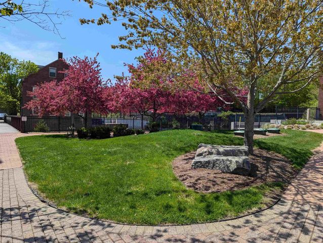 6 Bay Rd Unit 21, Newmarket, NH 03857