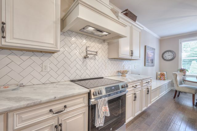 2600 Bramblewood Ln, Thompsons Station, TN 37179