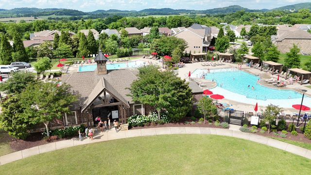 2600 Bramblewood Ln, Thompsons Station, TN 37179