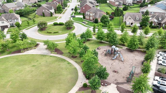 2600 Bramblewood Ln, Thompsons Station, TN 37179