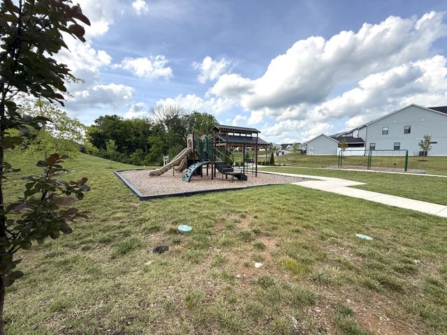 2600 Bramblewood Ln, Thompsons Station, TN 37179