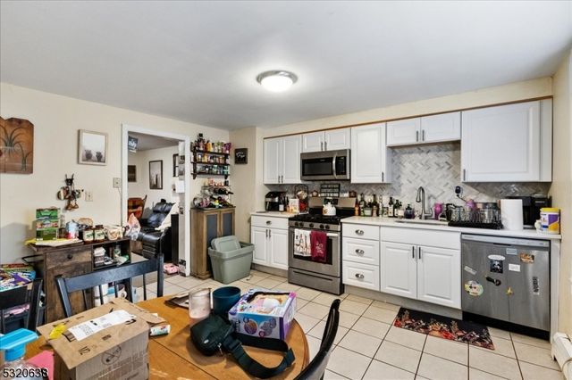 31 Arch St, High Bridge Boro, NJ 08829