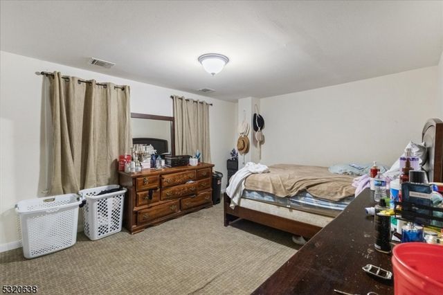 31 Arch St, High Bridge Boro, NJ 08829