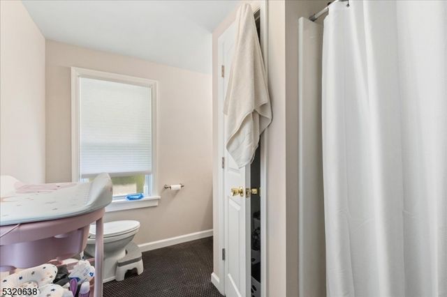 31 Arch St, High Bridge Boro, NJ 08829