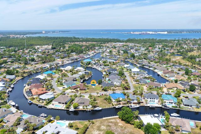 1420 Trout Drive, Panama City, FL 32408