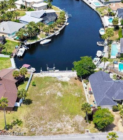 1420 Trout Drive, Panama City, FL 32408