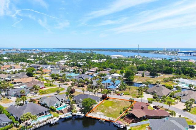 1420 Trout Drive, Panama City, FL 32408