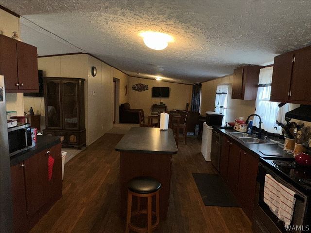 577 James Road, Gordo, AL 35466