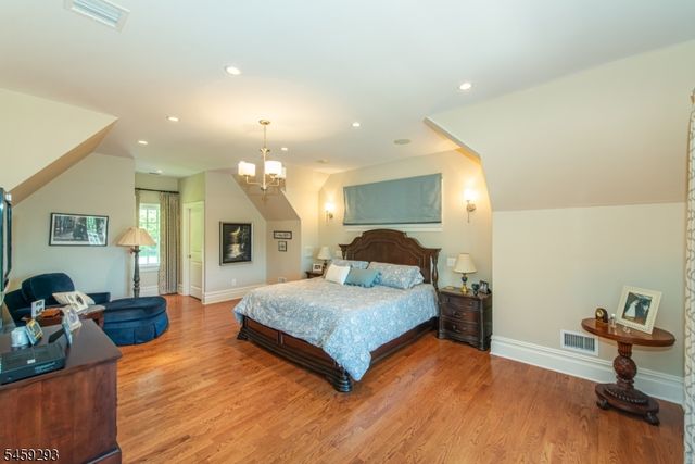 104 Laurel Hill Rd, Mountain Lakes Boro, NJ 07046