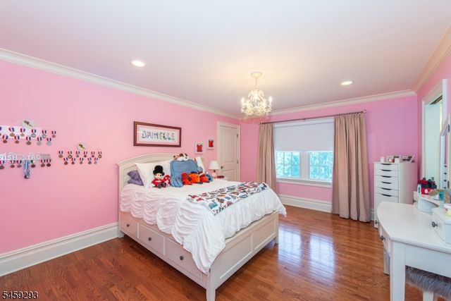104 Laurel Hill Rd, Mountain Lakes Boro, NJ 07046