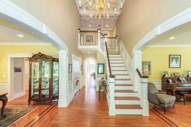 104 Laurel Hill Rd, Mountain Lakes Boro, NJ 07046