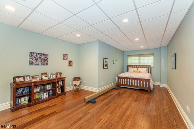 104 Laurel Hill Rd, Mountain Lakes Boro, NJ 07046