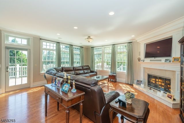 104 Laurel Hill Rd, Mountain Lakes Boro, NJ 07046